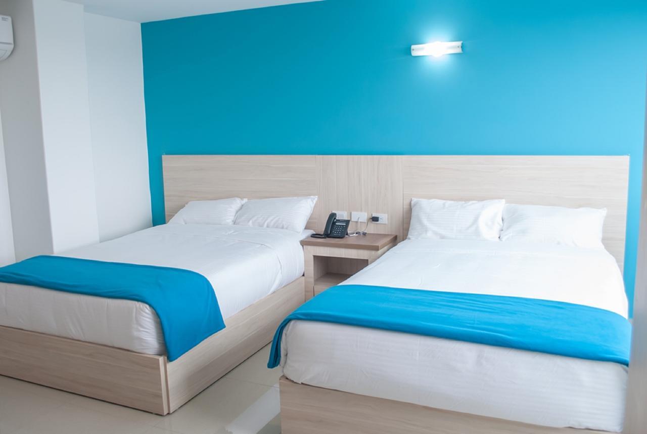 Hotel - Centro Comercial Punta Del Mar Salinas (Santa Elena) Dış mekan fotoğraf