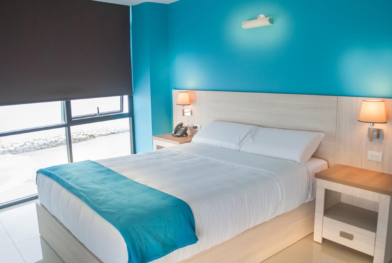 Hotel - Centro Comercial Punta Del Mar Salinas (Santa Elena) Dış mekan fotoğraf