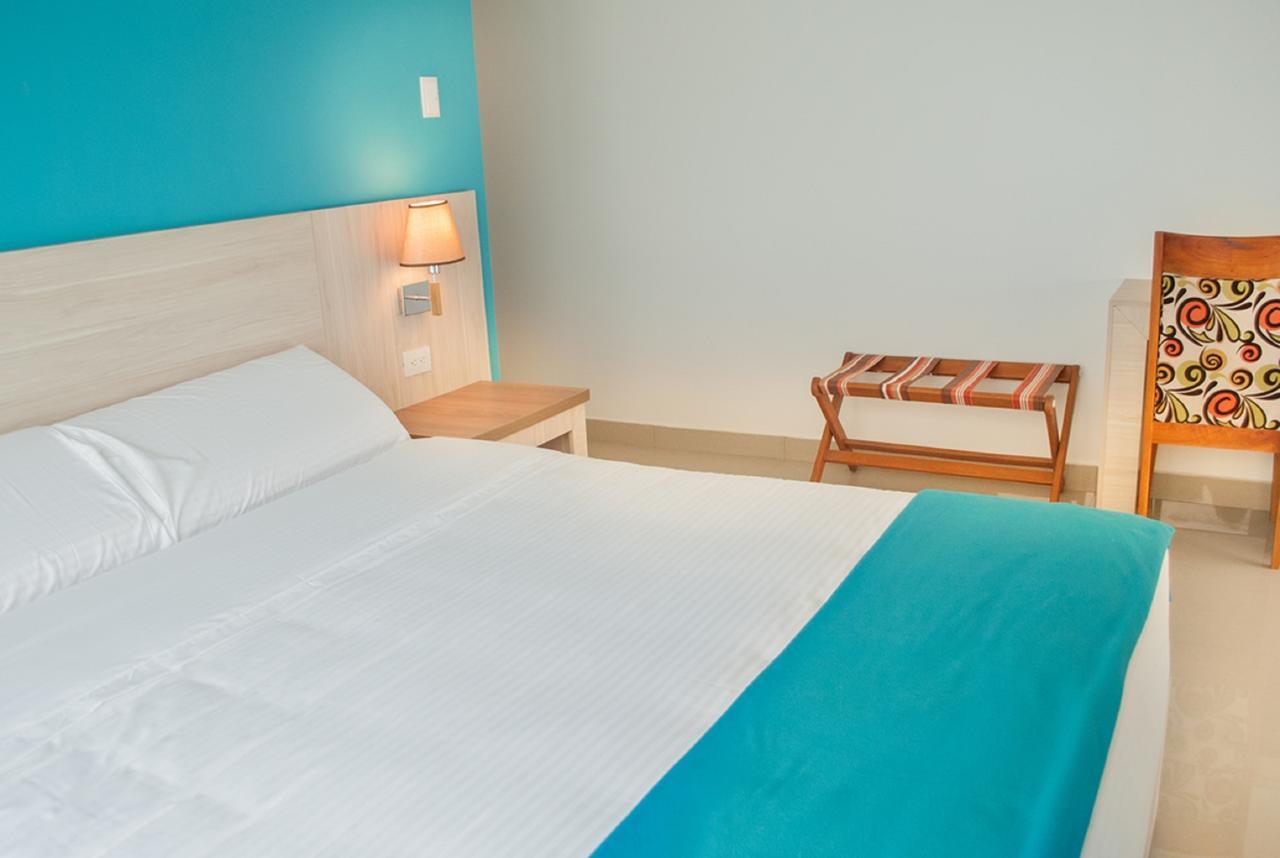 Hotel - Centro Comercial Punta Del Mar Salinas (Santa Elena) Oda fotoğraf