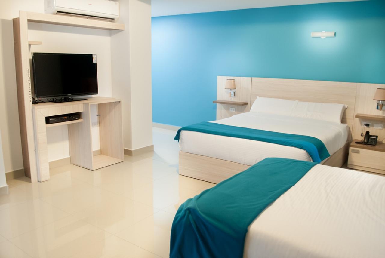 Hotel - Centro Comercial Punta Del Mar Salinas (Santa Elena) Dış mekan fotoğraf