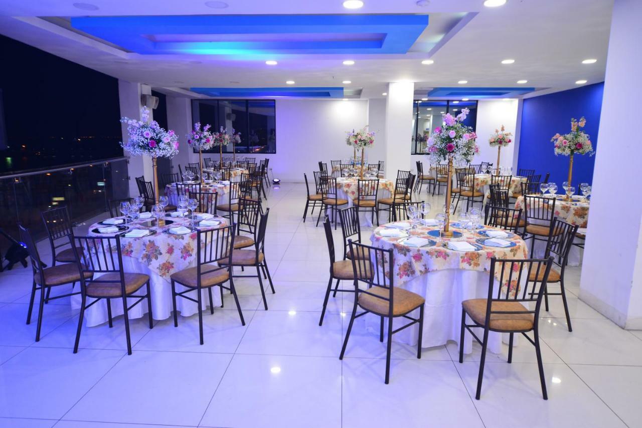 Hotel - Centro Comercial Punta Del Mar Salinas (Santa Elena) Dış mekan fotoğraf